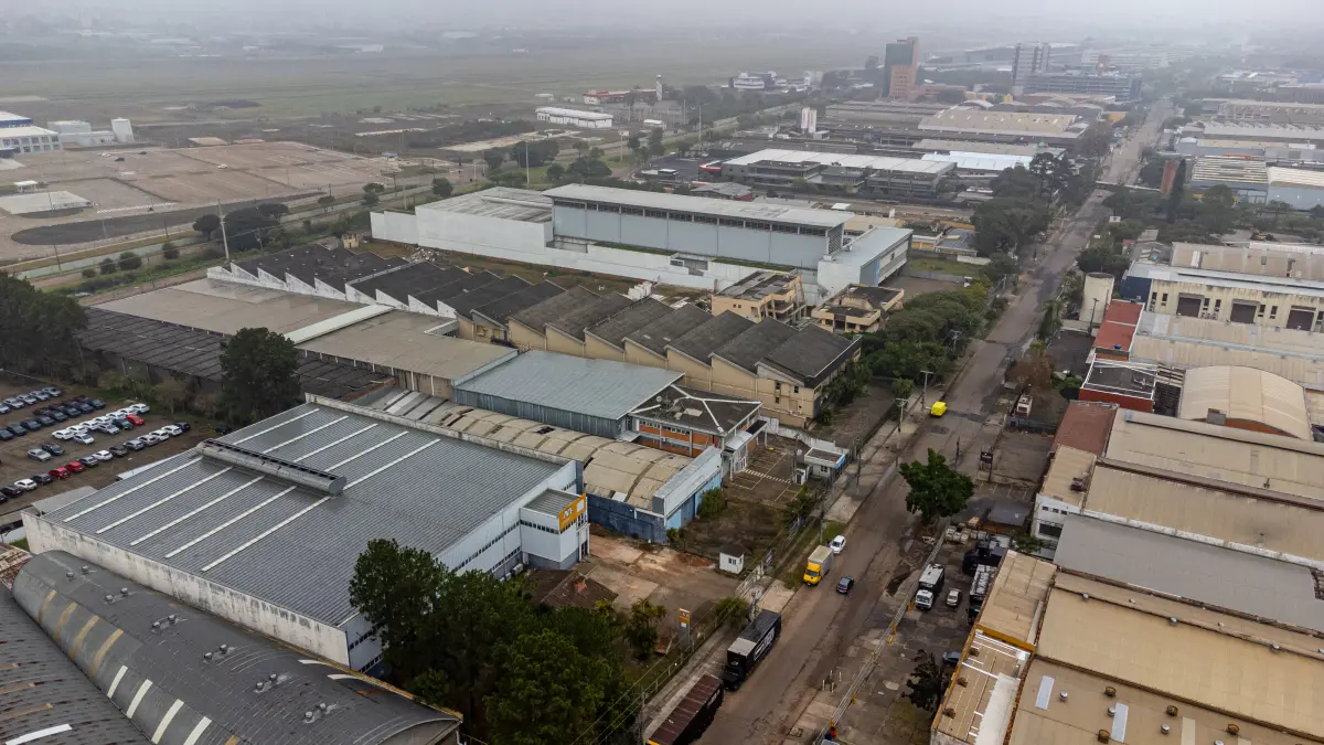 LOTE 001 - IMÓVEL COM 4 MIL METROS² - Avenida das Indústrias, N° 592