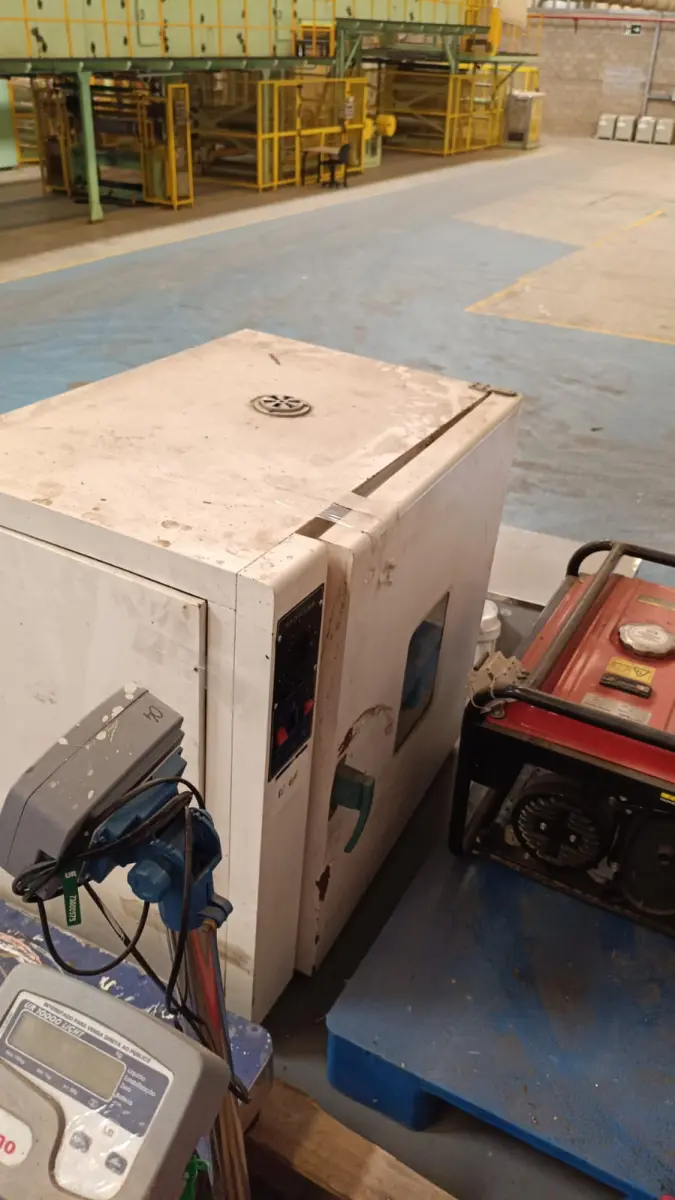 LOTE 011 - Forno de Aquecimento (Heat Oven)