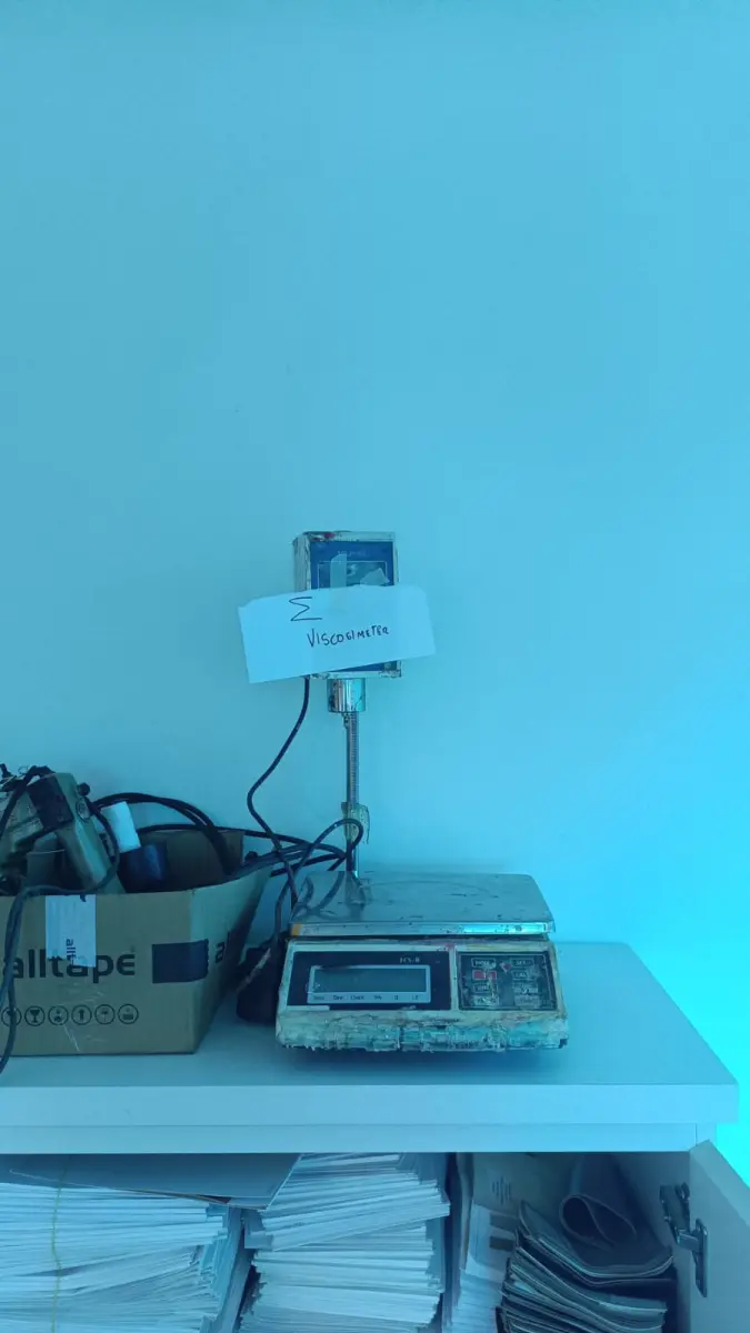 LOTE 004 - Máquina de Teste de Viscosidade