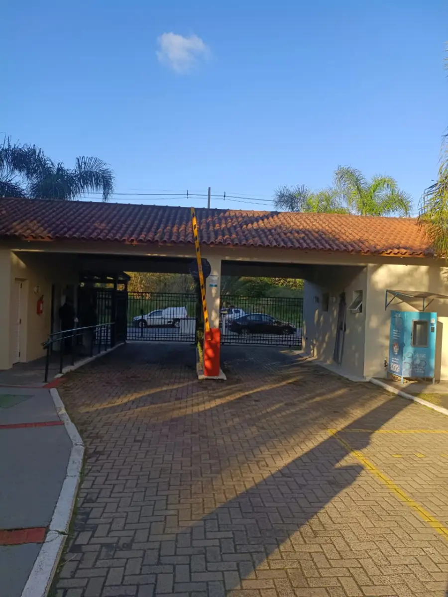 LOTE 001 - APARTAMENTO Nº 237 - TORRE J, DO CONDOMÍNIO ROSSI VIVA PRAÇAS RESIDENCIAIS - BAIRRO MORRO SANTANA