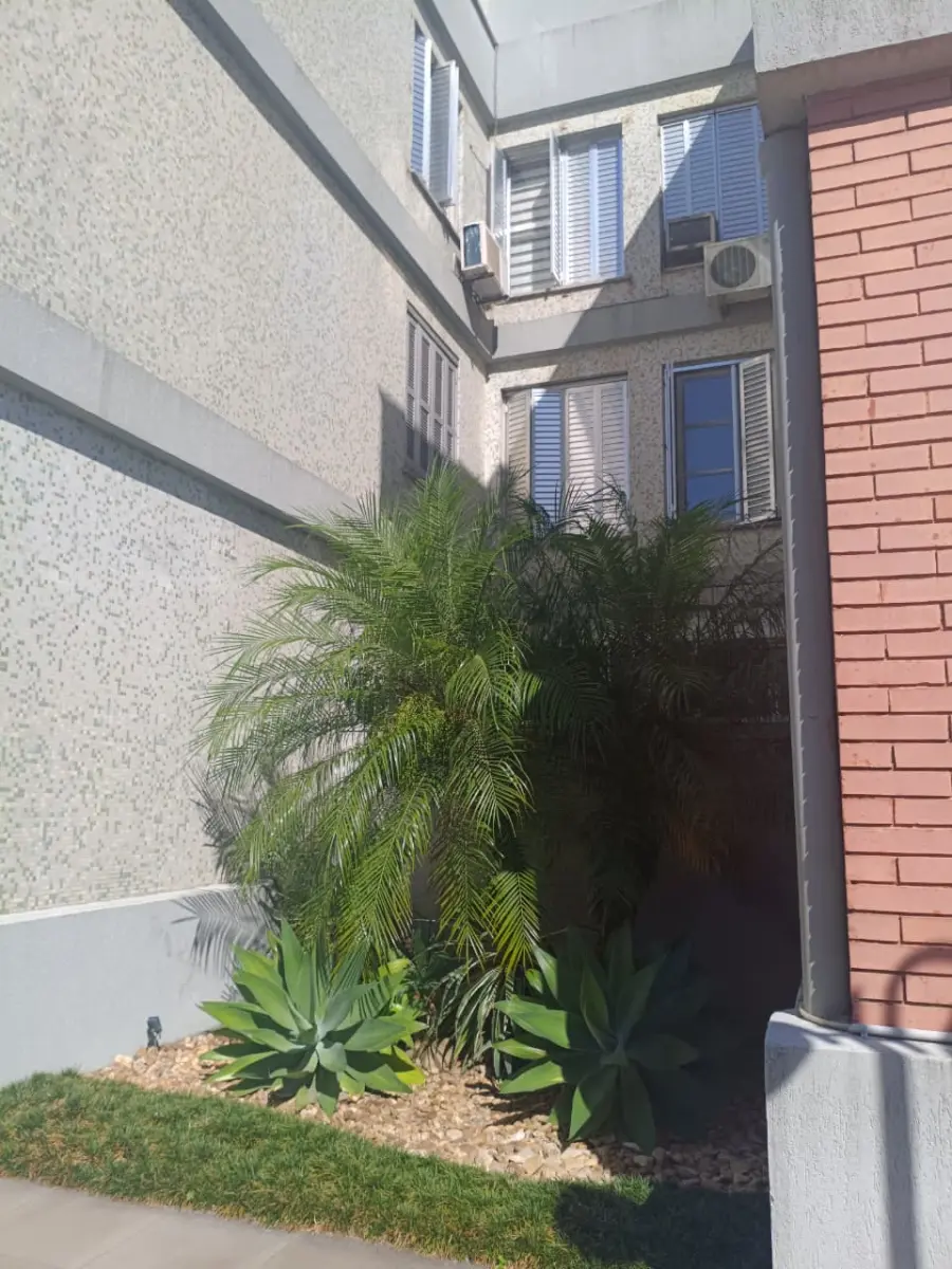 LOTE 001 - APARTAMENTO Nº 111  DO CONJUNTO RESIDENCIAL JAIME DA COSTA PEREIRA