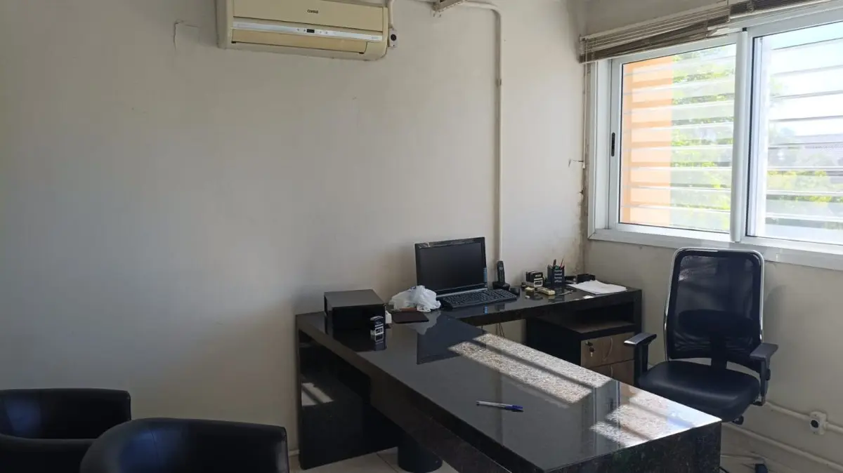 LOTE 005 - Lote 05
