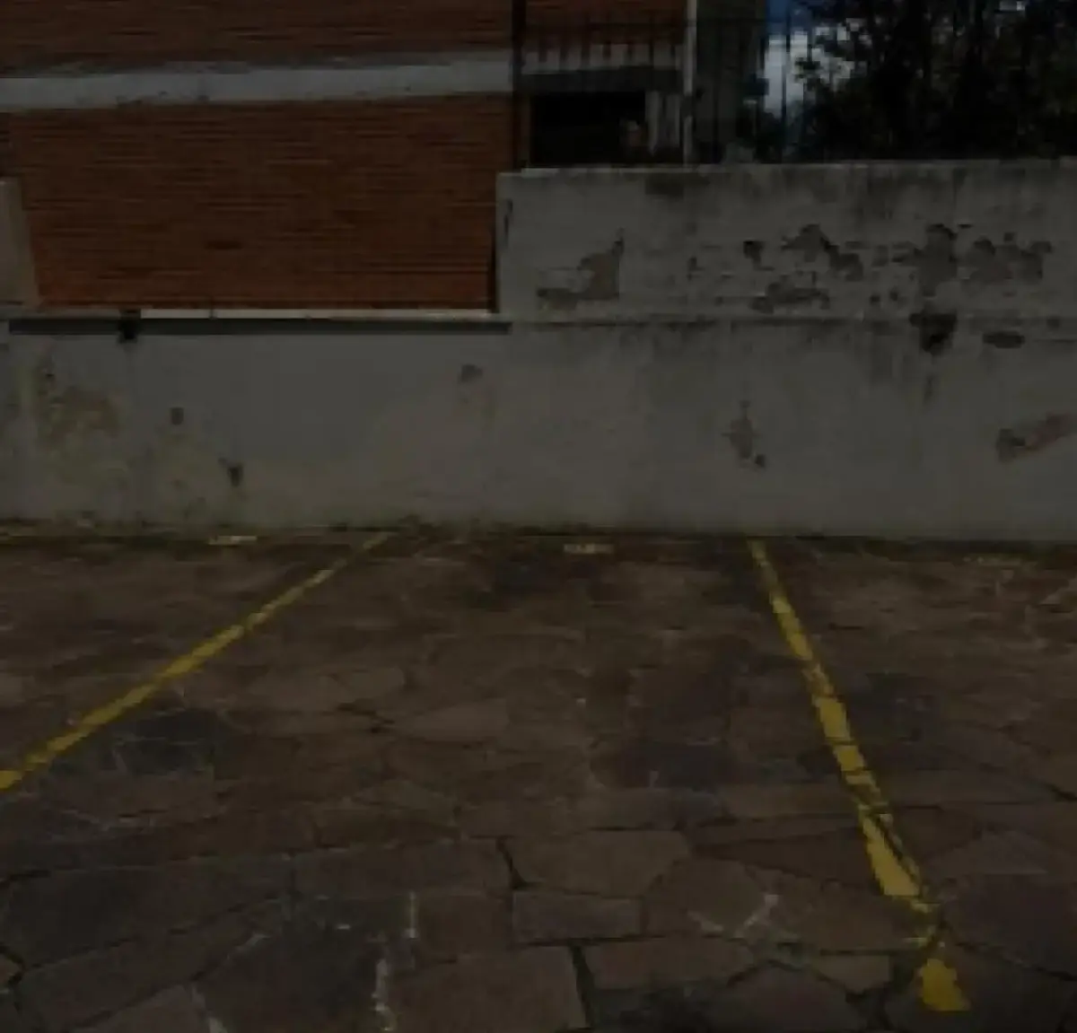 LOTE 001 - BOX DE ESTACIONAMENTO Nº 02