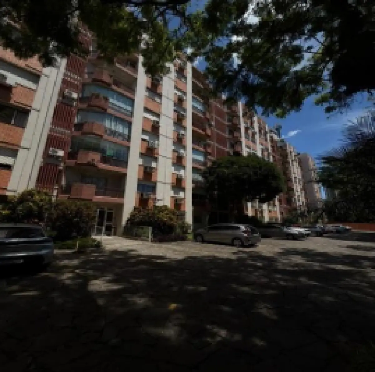 LOTE 001 - BOX DE ESTACIONAMENTO Nº 02
