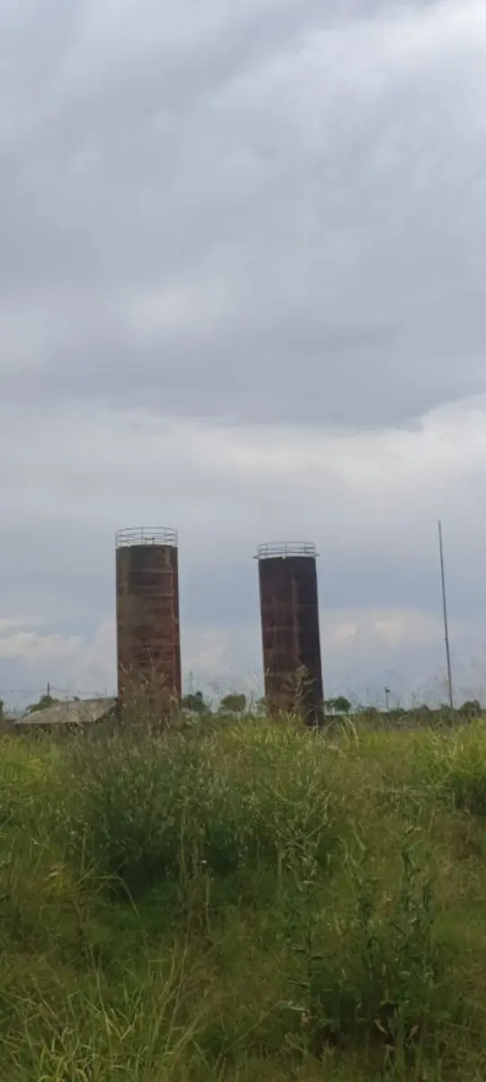 LOTE 039 - Tanque para Armazenamento de Líquidos