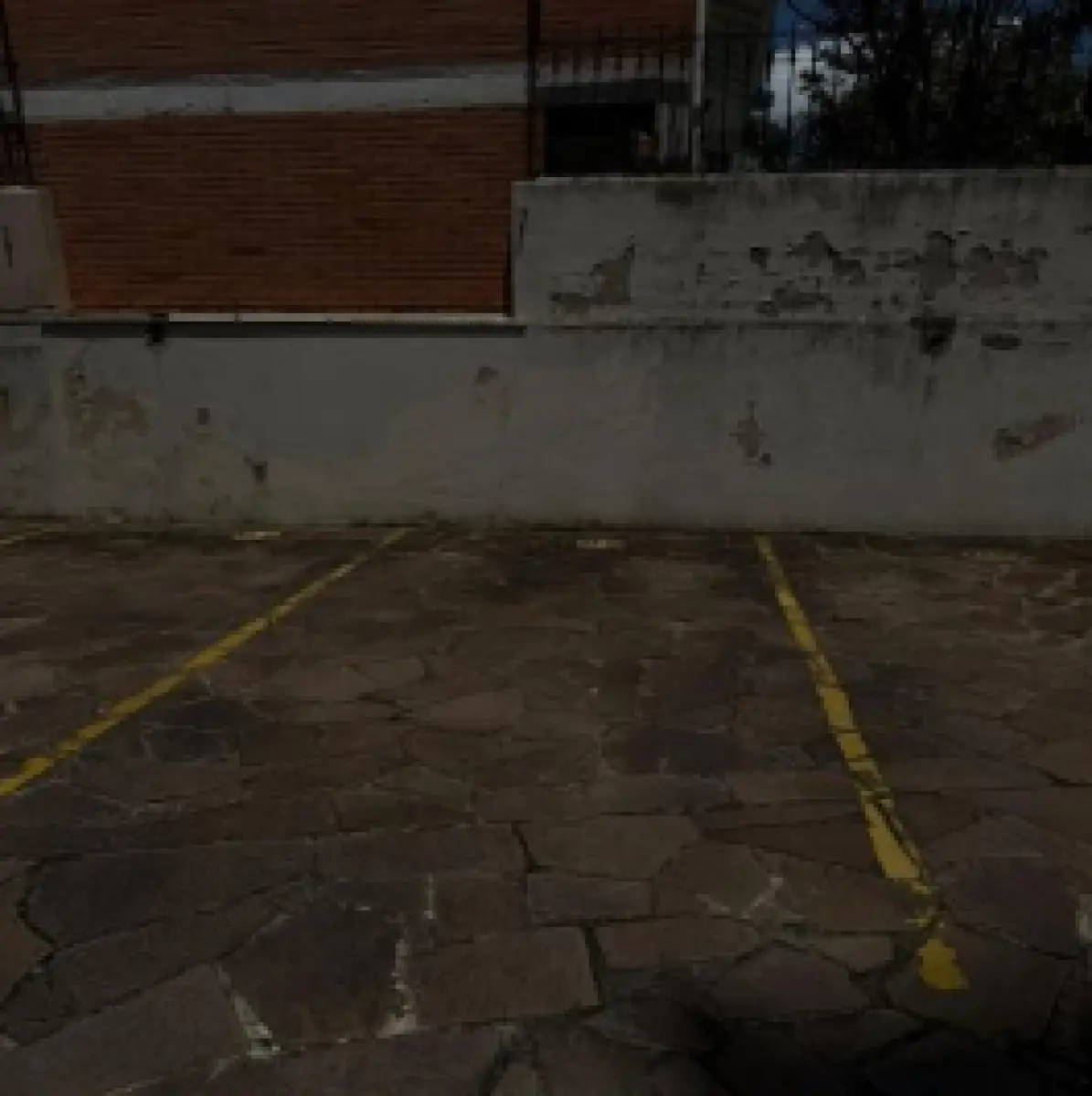 LOTE 001 - BOX DE ESTACIONAMENTO Nº 02