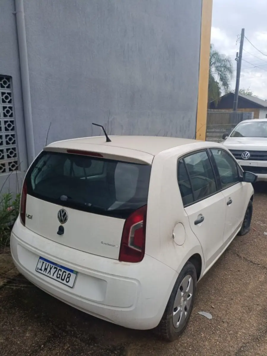 LOTE 013 - Volkswagen UP Take up! take 1.0 Total Flex 12V