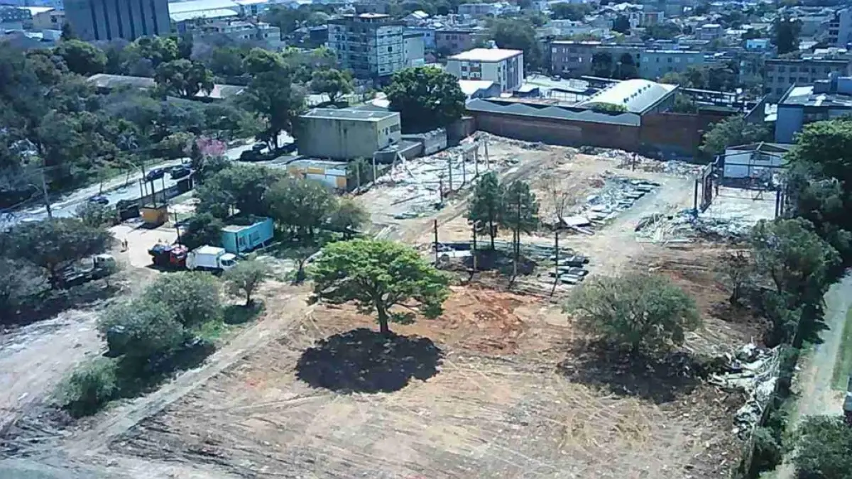 LOTE 001 - TERRENO DE 15.905,00 m² | RUA TENENTE ARY TARRAGÔ