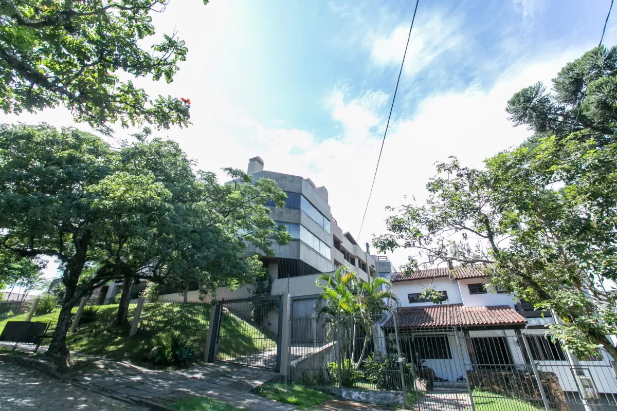 LOTE 000 - COBERTURA NA AV. CAI, 521