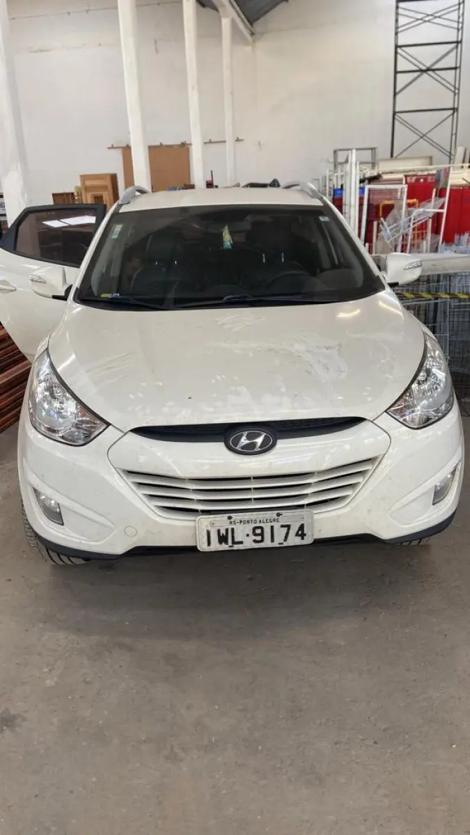 LOTE 019 - HYUNDAI IX35 B 2015 (modelo 2016), placas IWL9174