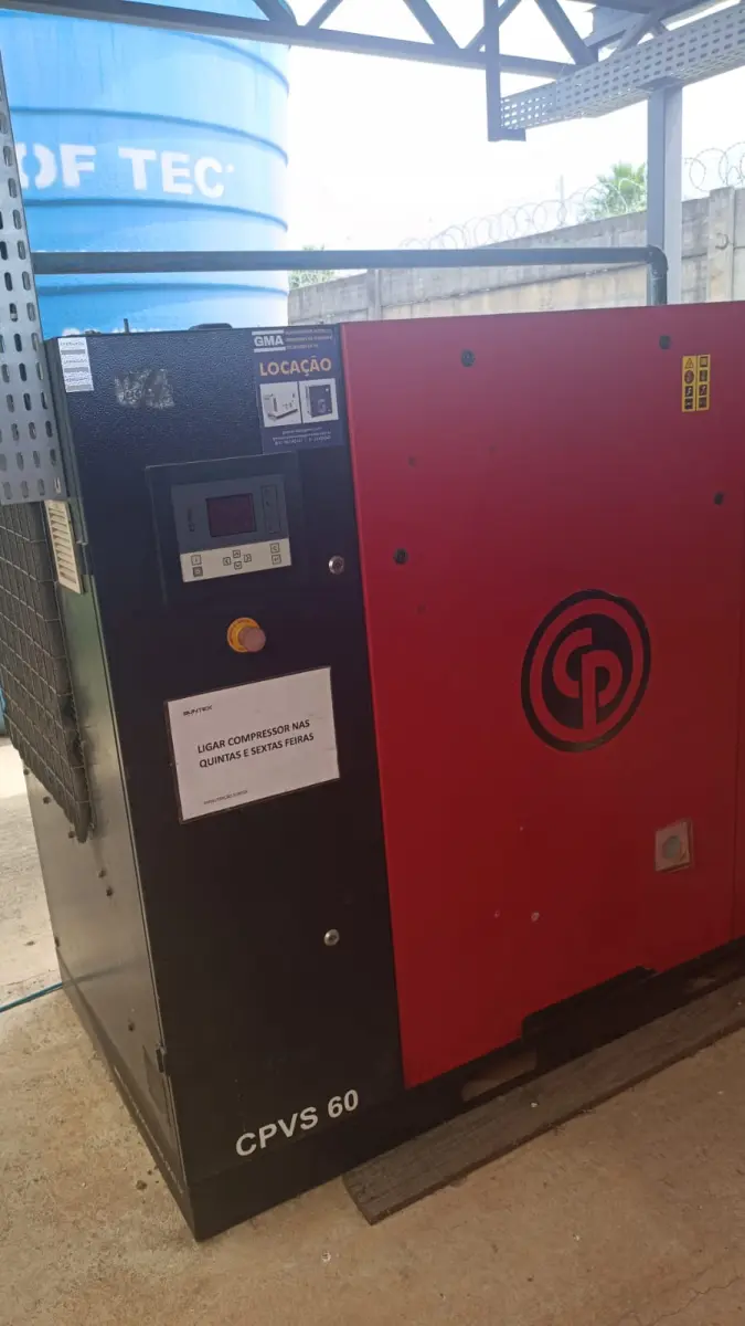 LOTE 033 - Compressor de Ar