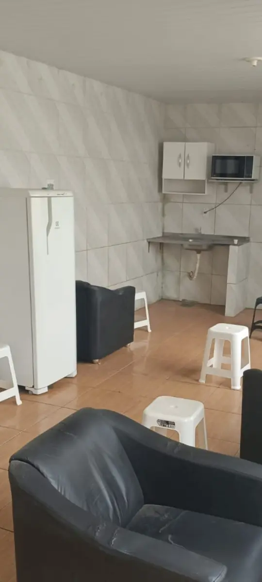 LOTE 066 - Geladeira, Micro-ondas, Freezers e Bebedouros