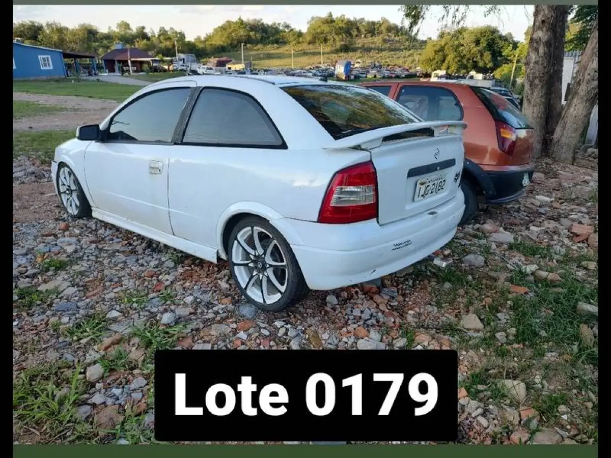 LOTE 0179