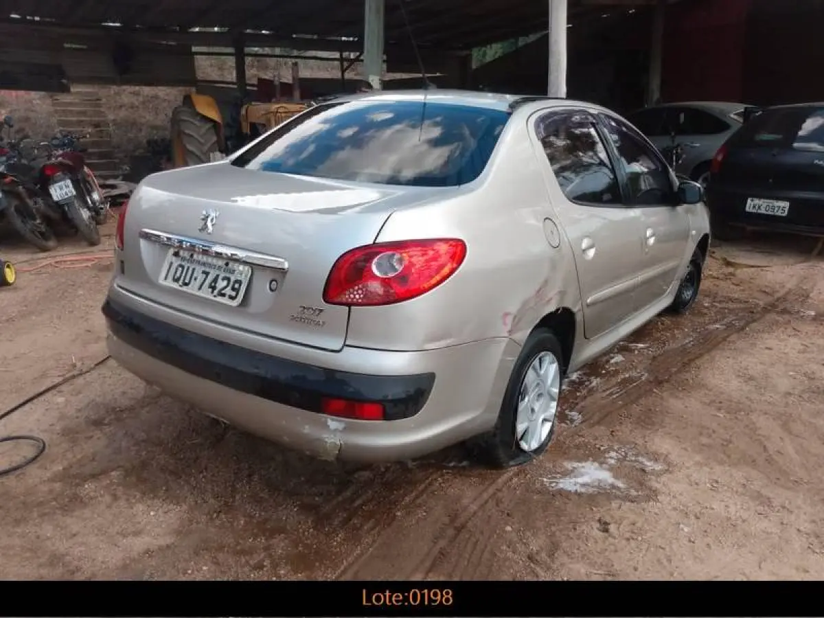 LOTE 0198